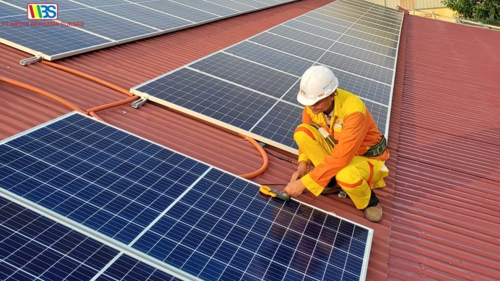 atap-panel-surya